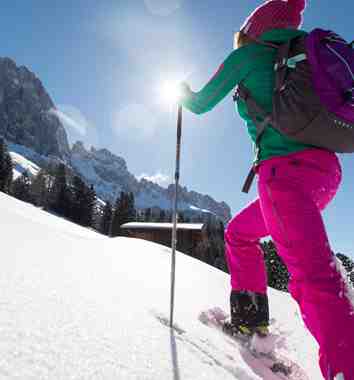 Snowshoe hike at Rosengarten