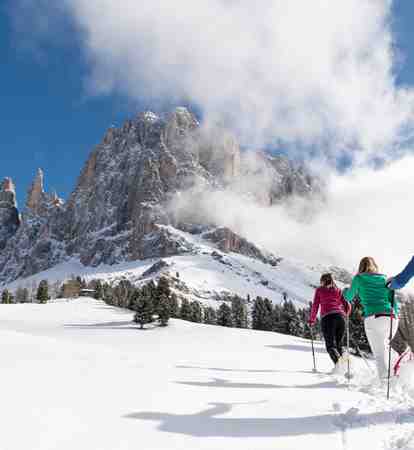 Snowshoe hike to the Rosengarten